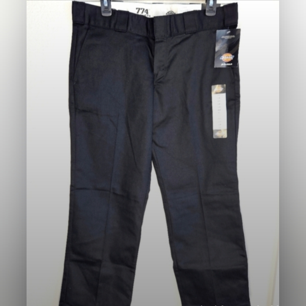 NWT - Dickies 774 Straight Leg Work Pants in Black - Size 6P